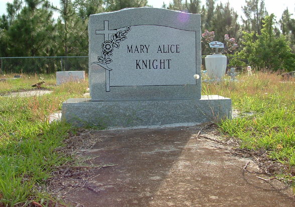 17 Alice's grave